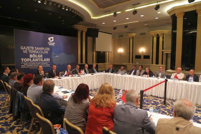 BİK bursa gazete sahipleri  (6).jpg