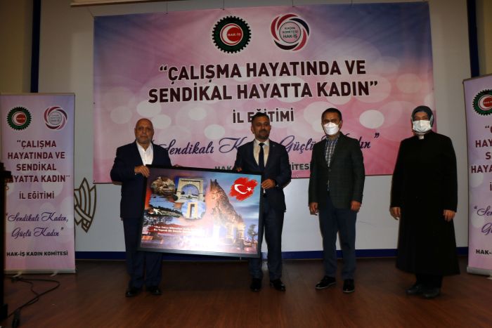 hakiş8.jpg