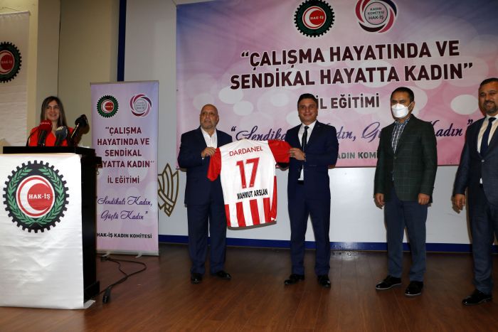 hakiş9.jpg