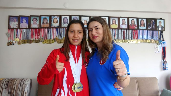 Deniz Şevin Şentuna3.jpg