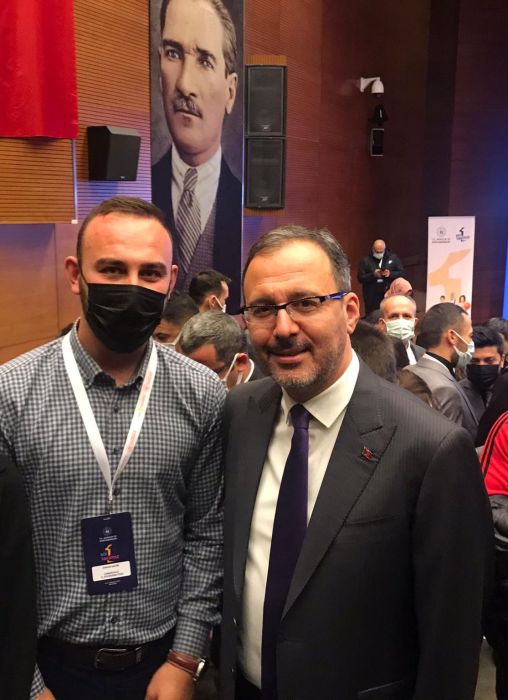 biz bir takımız (5)(1).jpg