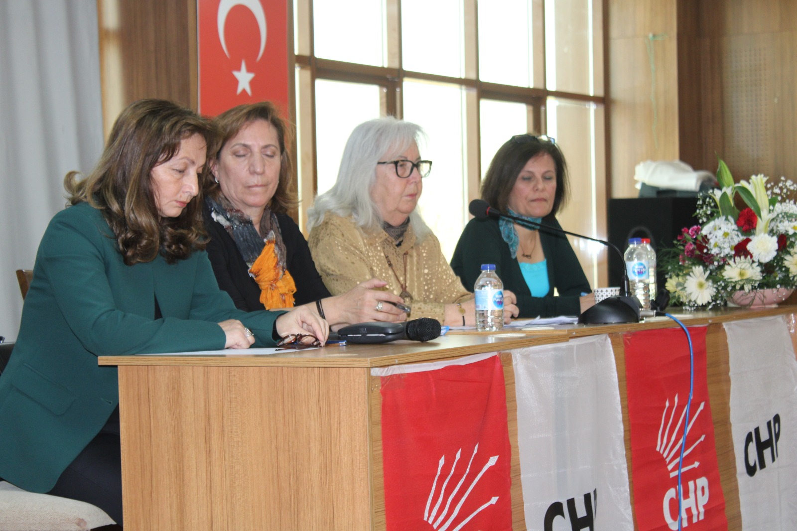 chp kadın2.jpg