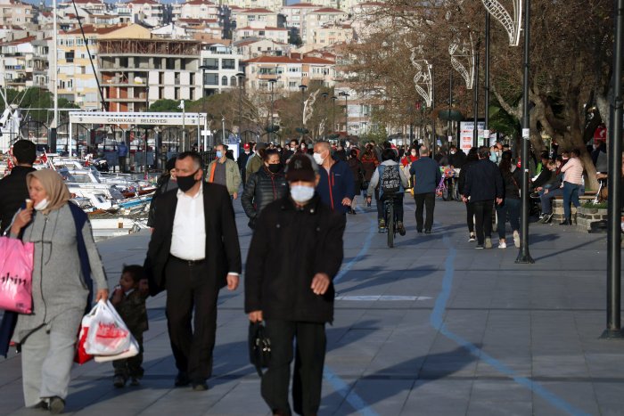 kalabalık (3)(2).jpg