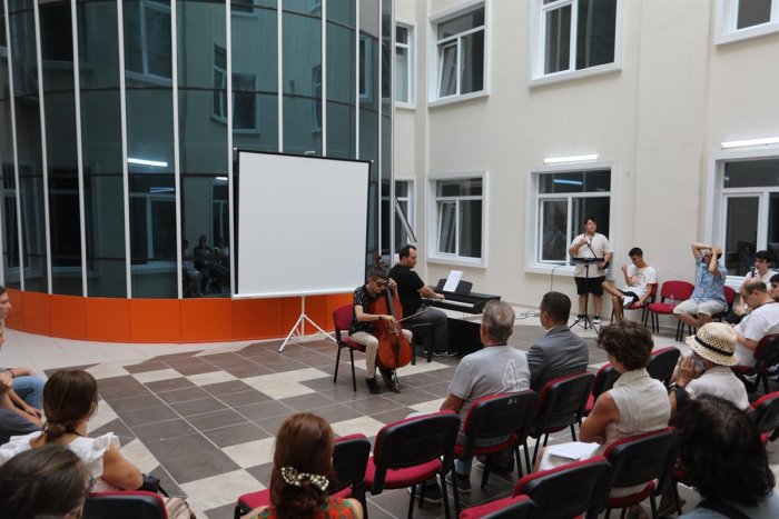 otizm ve müzik (3).jpg