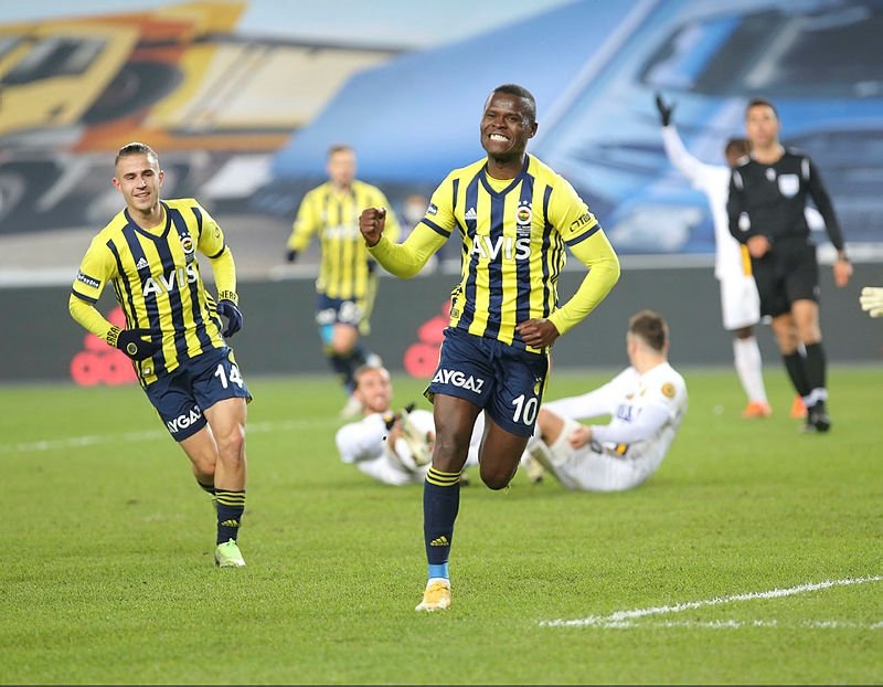 yarış nefes nefes fener (1).jpg