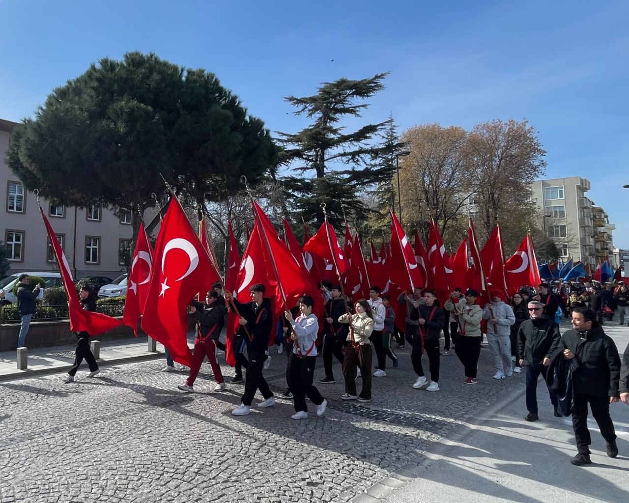 81107_kutlamalardan-1