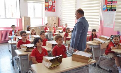 Kaymakam Nebioğlu, Atatürk İlkokulu’nda karne heyecanına ortak oldu