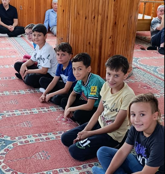 103753_wuciwug_52ed38c4_fatih-camii-nde.jpeg