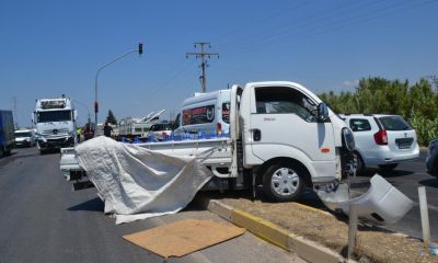 TIR ile kamyonet çarpıştı; 1 kişi yaralandı   