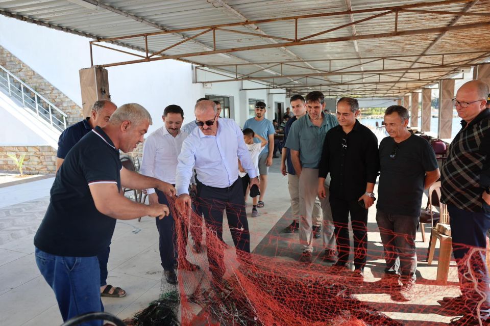 Vali Toraman, Kemer köyünde vatandaşlarla buluştu
