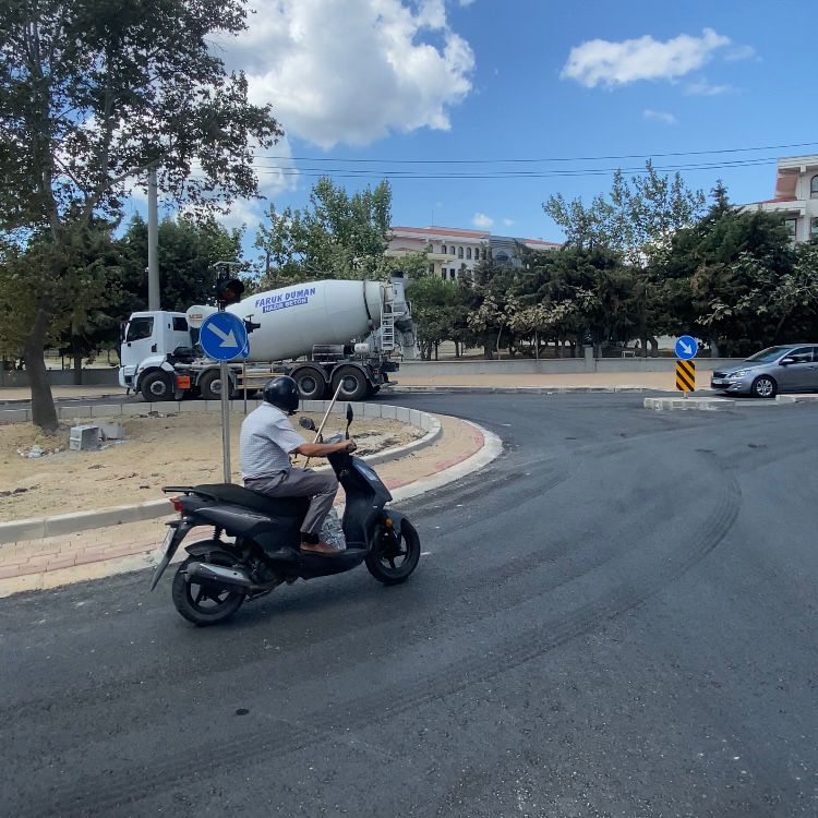 106228_wuciwug_75950296_baris-caddesi-y.jpeg