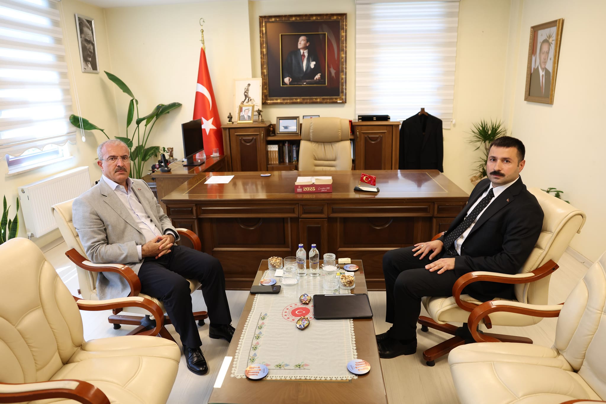 107732_wuciwug_ab5e1c01_canakkale-valis.jpeg