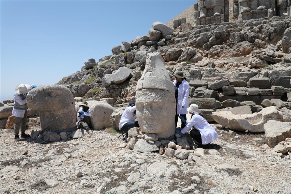 107766_wuciwug_c40fda07_nemrut-un-dev-h.jpeg