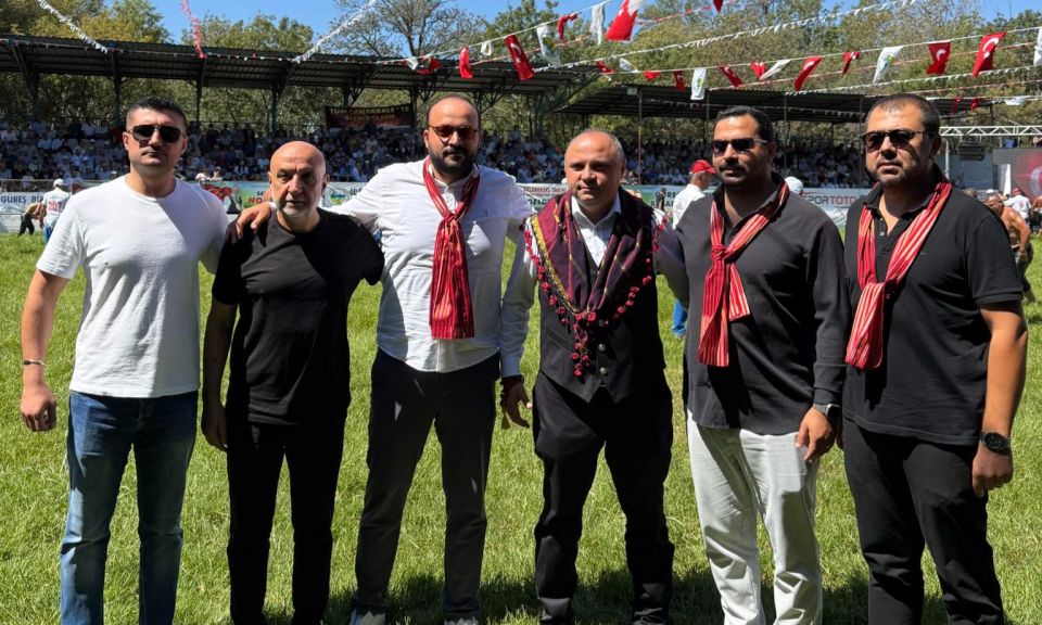 Çanakkalespor Yönetimi 671. Geleneksel Tarihi Çardak Yağlı Güreşleri’nde