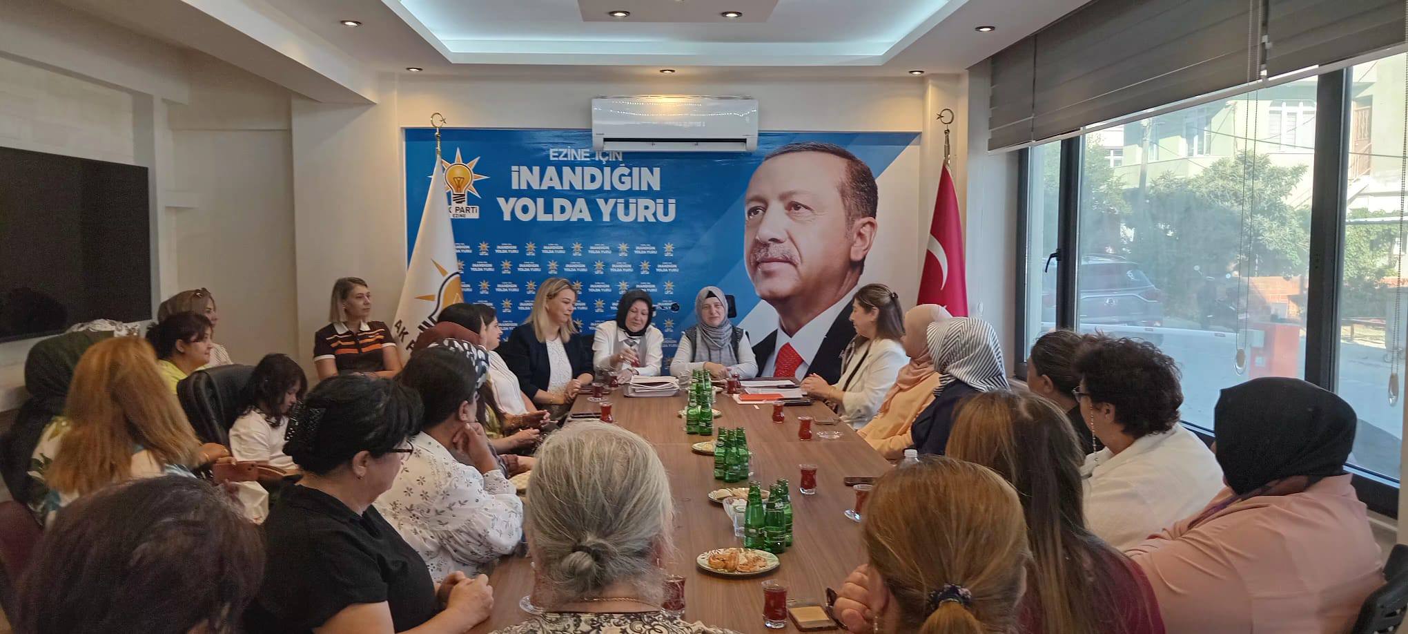 107921_wuciwug_e336f6ba_ak-parti-kadin.jpeg