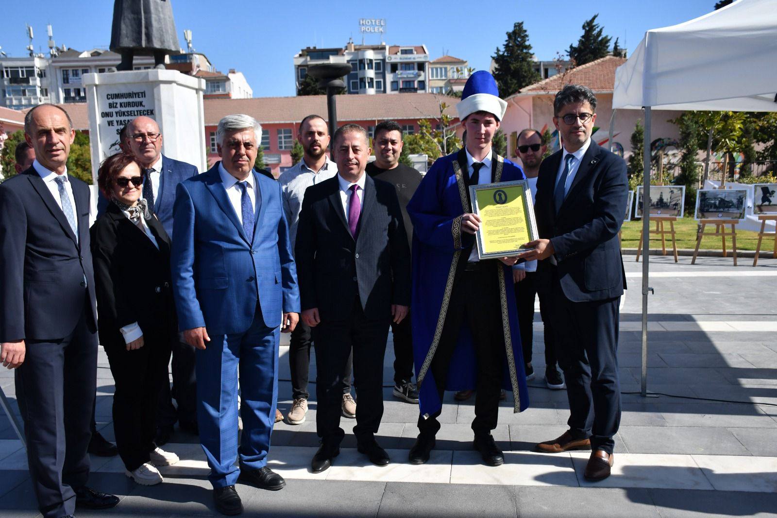 110214_wuciwug_b0c5bfe8_unal-ozcan-dan.jpeg