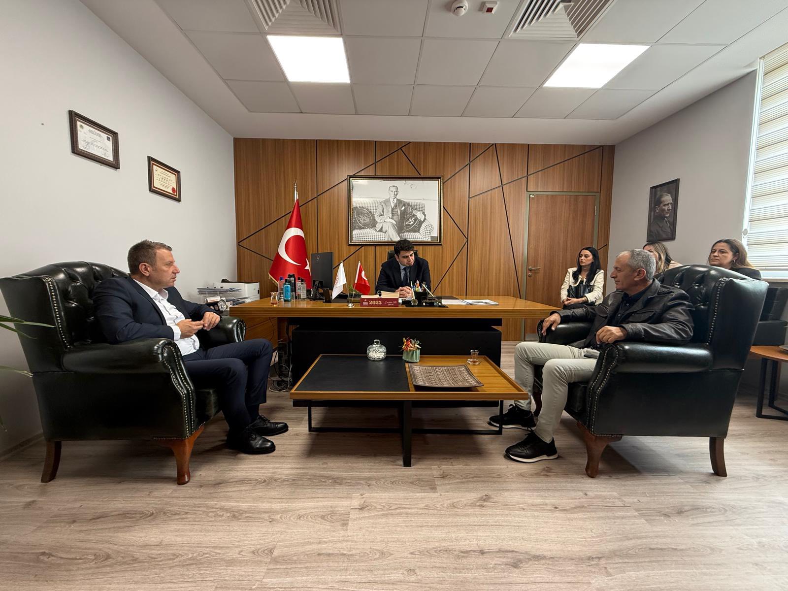 110944_wuciwug_72825558_can-devlet-hast.jpeg