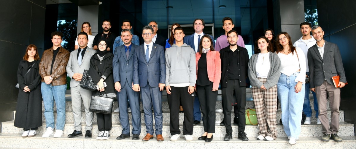 111823_wuciwug_aba95387_comu-ve-iskur-a.jpeg