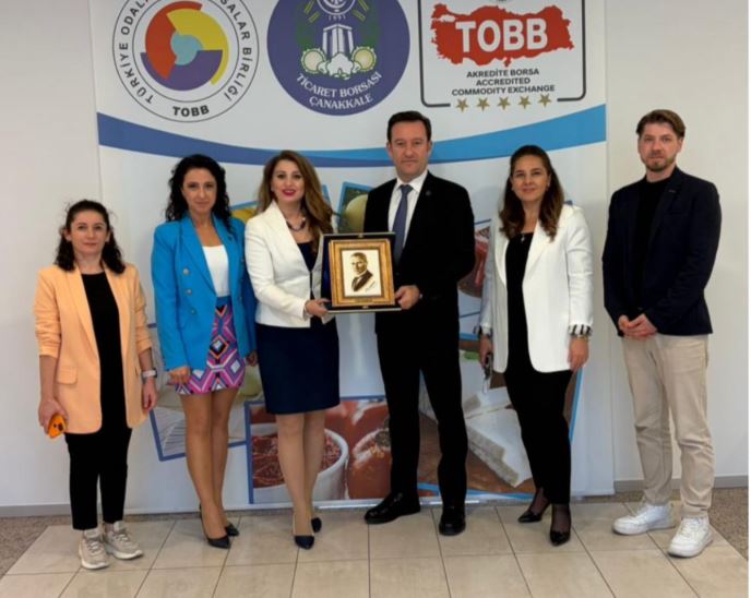 112215_wuciwug_cb8120ca_bursa-ticaret-b.jpeg