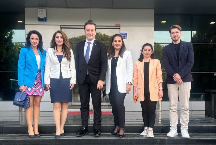 112215_wuciwug_ecc4ff07_bursa-ticaret-b.jpeg