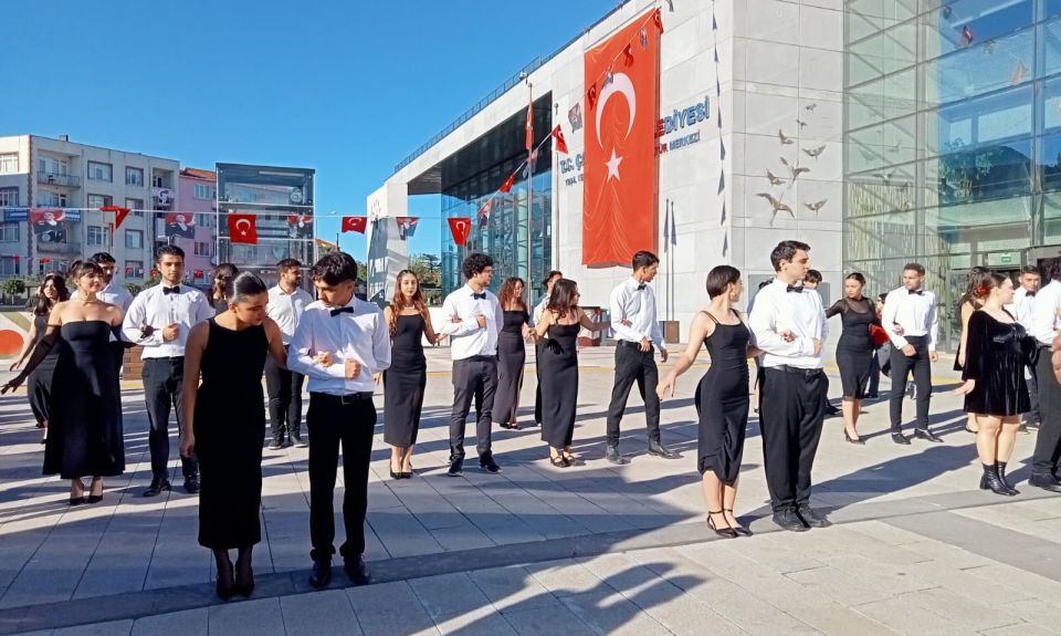 06891773_113007_genc-canakkale-olusumu-cu