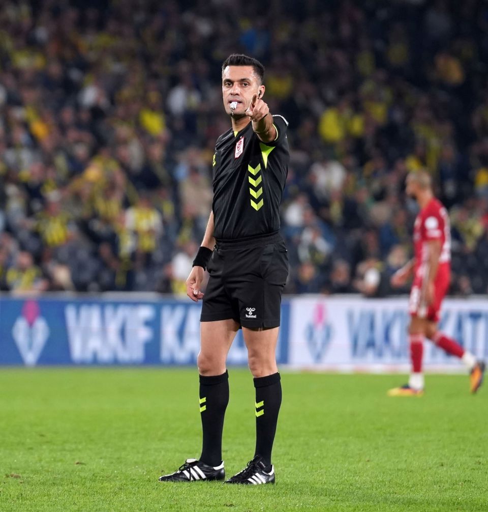 10255076_113071_hakem-ali-yilmaz-ilk-kez-