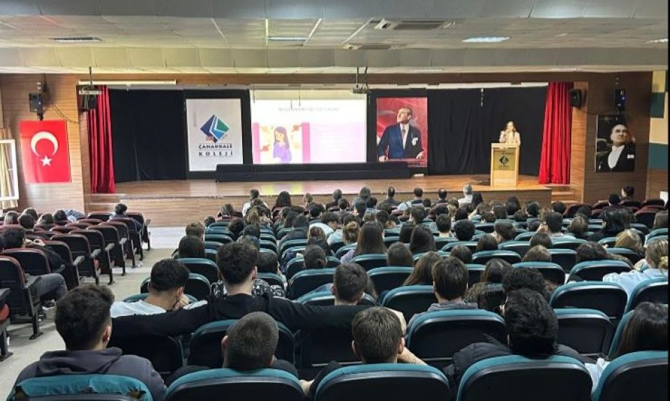 Çanakkale Koleji’nde “Akran Zorbalığı ve Siber Zorbalık” farkındalık etkinliği düzenlendi