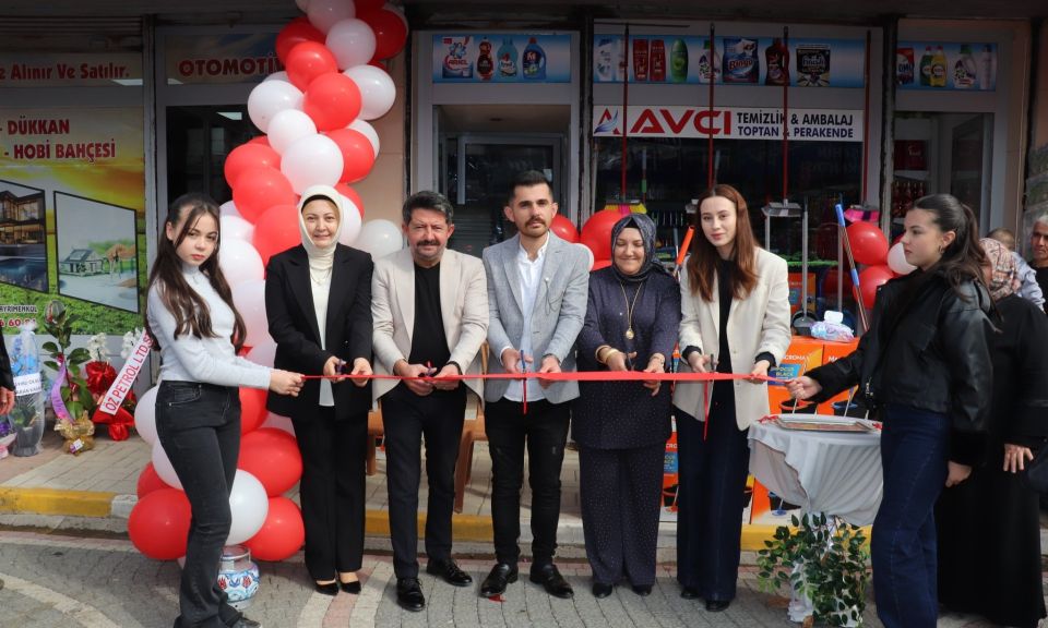 Başkan Zeynep Çelik’ten yeni iş yerlerine hayırlı olsun ziyareti