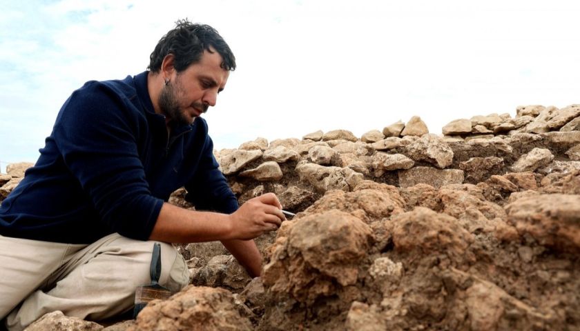 ÇOMÜ araştırmacılarından 5 bin yıl öncesine ait deprem keşfi