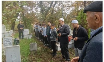 Şehit Öğretmen Emin Aydın ve eşi, mezarı başında anıldı