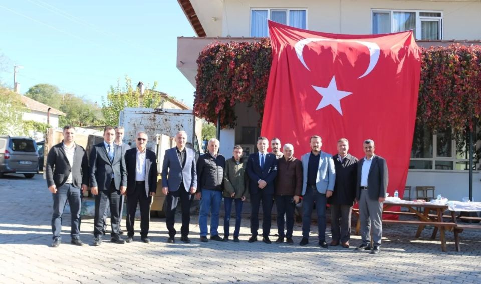 Kaymakam Emrah Bütün Kutluoba’da Lokma Hayrına Katıldı