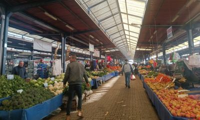 Çanakkale Pazar Pazarı Yoğun, Sepetler Hafif