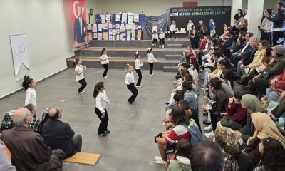 Gökçeada’da minik dansçılar göz doldurdu