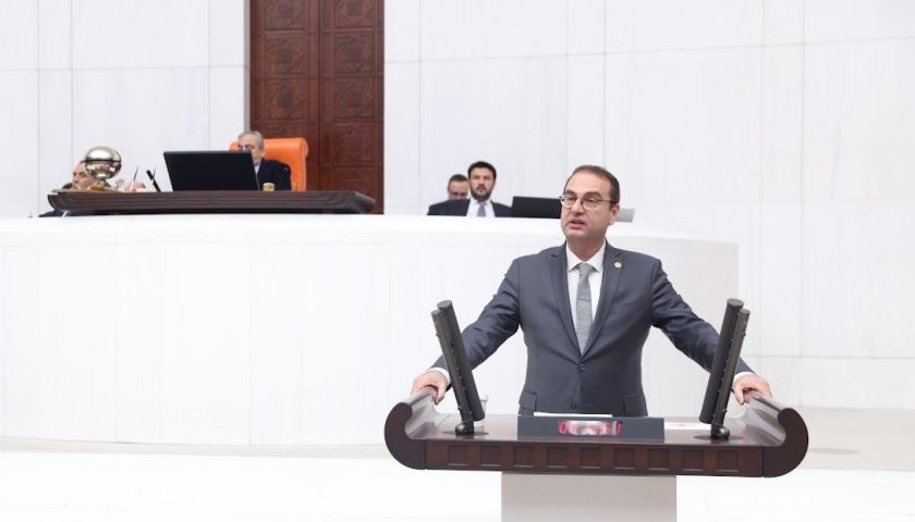 Uz: “Türkleşme Olmadan Güç Olmaz”