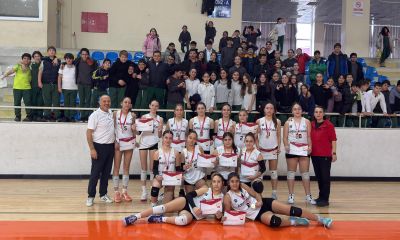 Cevatpaşa Ortaokulu Yıldız Kızlar Türkiye Yarı Finalinde