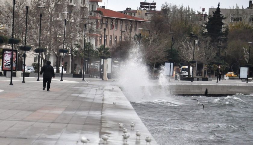 Meteoroloji’den Çanakkale dahil 6 il için fırtına uyarısı yaptı