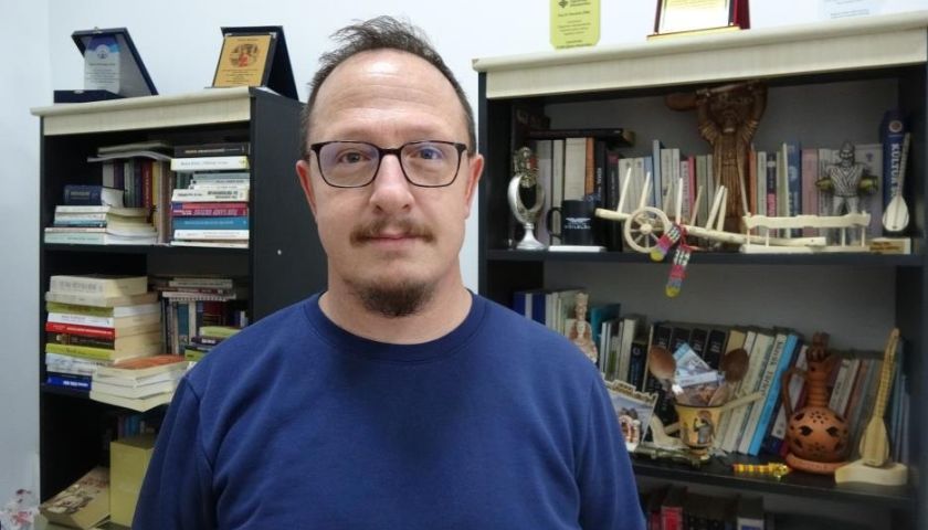 Çanakkale yöresi türküleri yapay zeka desteğiyle tozlu arşiv raflarından kalkıyor   