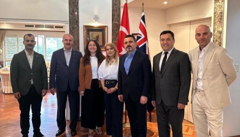 Çanakkale heyetinden Türkiye-Avustralya ilişkilerinin güçlendirilmesi için Sidney'e ziyaret   