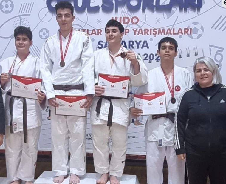 118523_wuciwug_5d10cf26_judoda-canakkal.jpeg