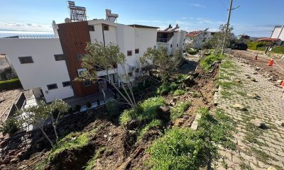 Çanakkale'de yağışlar sebebiyle bir sitenin istinat duvarı çöktü