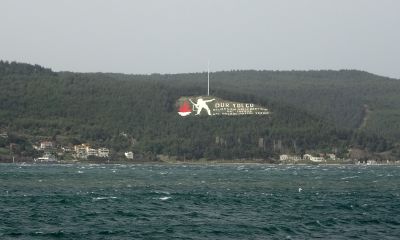 Çanakkale Boğazı fırtına nedeniyle trafiğe kapandı