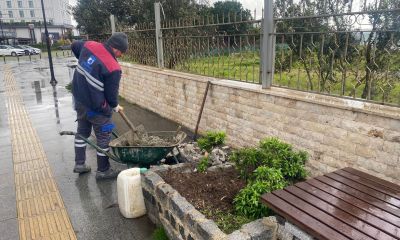 Fırtına sonrası Yeni Kordon’da temizlik