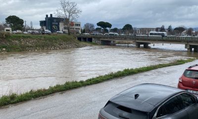 Kocabaş Çayı yoğuş yağış nedeniyle taştı