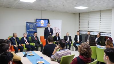 Nazif Yılmaz Çanakkale’de Öğrencilerle İftarda Buluştu