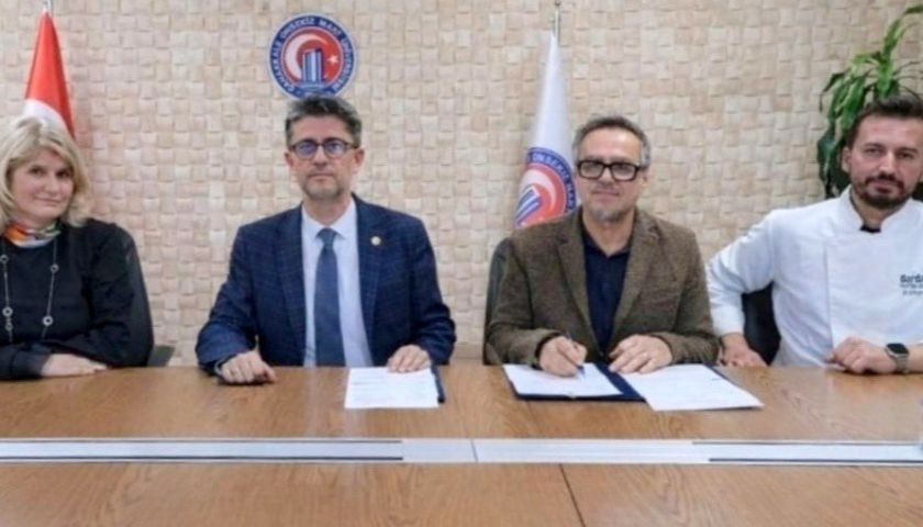 ÇOMÜ’de mutfağın 