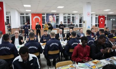 Toraman, Mehmetçiklerle İftar Sofrasında Buluştu