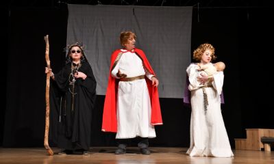 Truvalı Helen'i Kim Kaçırdı