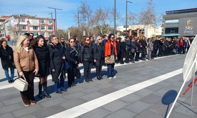 Dünya Kadınlar Günü Çanakkale’de Çelenk Töreniyle Başladı