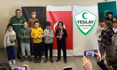 Çanakkale’de “7’den 77’ye Yeşilay Satranç Turnuvası”na Yoğun İlgi