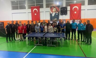 Masa Tenisi Turnuvasında Şampiyon Mehmet Akif Ersoy Devlet Hastanesi